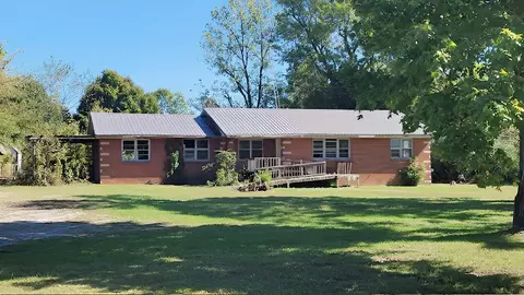 3785 Us Hwy 95, Benton, KY 42025