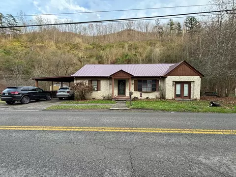 1331 Ky Rt 306, Wayland, KY 41666