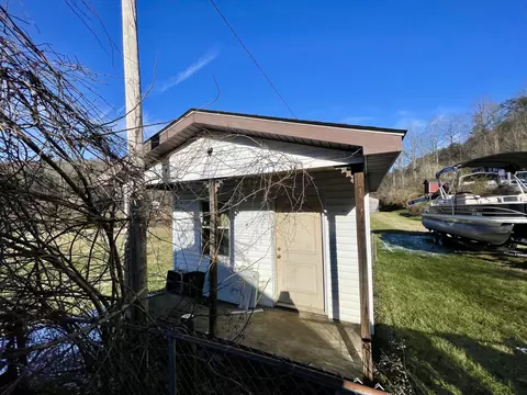 139 Thorpe Rd, Jackson, KY 41339 photo 9