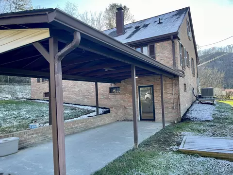 139 Thorpe Rd, Jackson, KY 41339 photo 7