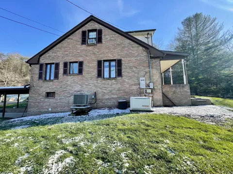 139 Thorpe Rd, Jackson, KY 41339 photo 5