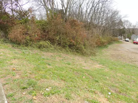 002 E Main St, Frankfort, KY 40601 photo 3