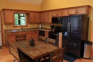 246 Clover Leaf Cir, Burnside, KY 42519 photo 11