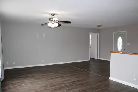 70 Patsy Ln, Berea, KY 40403 photo 3