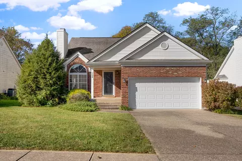 708 Eastgate Village Pl, Louisville, KY 40223