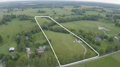 5750 Van Meter Rd, Winchester, KY 40391 photo 3