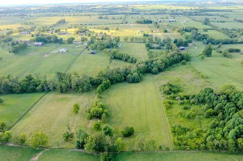 5750 Van Meter Rd, Winchester, KY 40391 photo 9