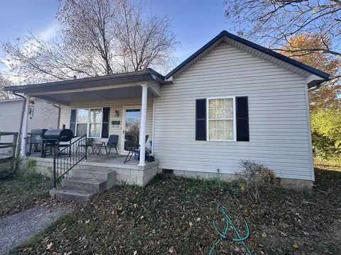 115 Bourbon Ct, Georgetown, KY 40324