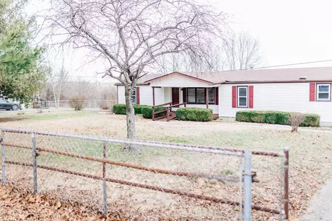 119 Winburn Dr, Richmond, KY 40475