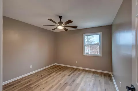 Bedroom - 61 Longview Ct, Lancaster, KY 40444 photo 5 of 7