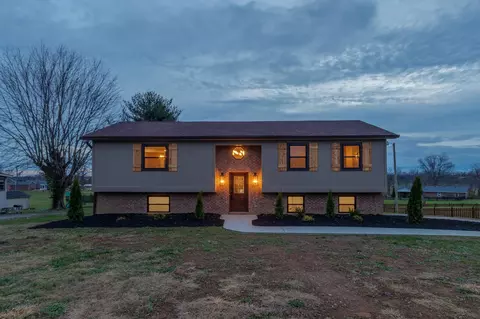 Exterior - 61 Longview Ct, Lancaster, KY 40444 photo 20 of 21