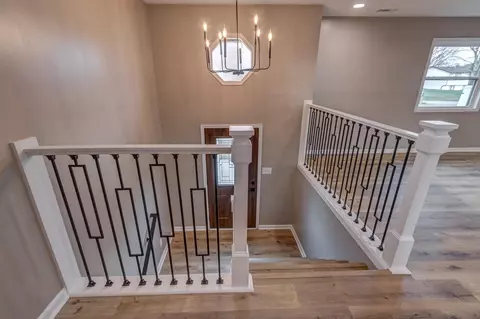 Entry Way - 61 Longview Ct, Lancaster, KY 40444 photo 5 of 20