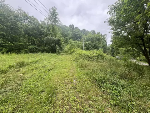551 Lost Fork Rd, Manchester, KY 40962