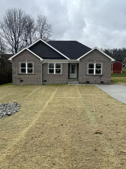 102 Cottage Ct, Bardstown, KY 40004