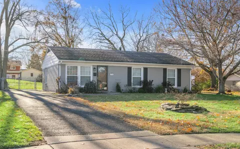608 Burbank Ct, Lexington, KY 40503