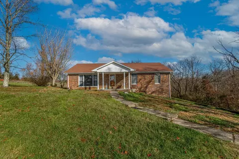 313 E Canoe Creek Rd, Lancaster, KY 40444