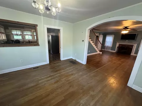 Living - 15 S Fork S Road Rd, Stanton, KY 40380 photo 2 of 2