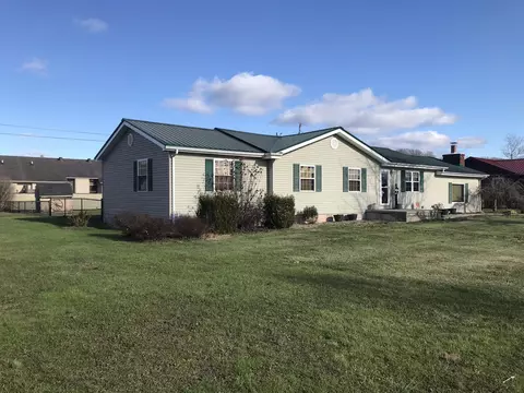 99 Carl Rd, Grayson, KY 41143 photo 3