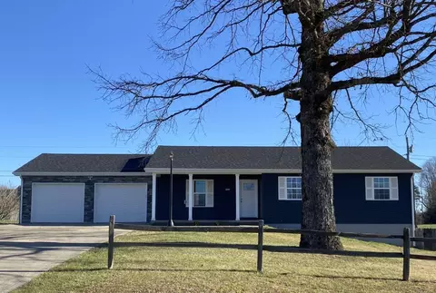 3017 Dogwood Springs Dr, London, KY 40744