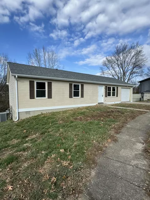 214 Joshua Ct, Frankfort, KY 40601