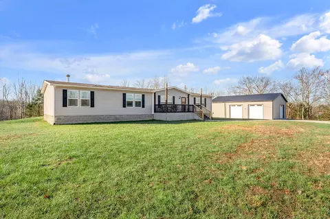 3299 Snow Creek Rd, Clay City, KY 40312