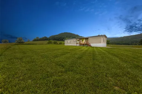 12161 Morehead Rd, Wallingford, KY 41093