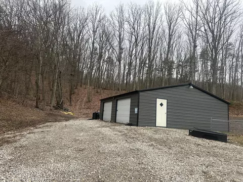 2472 Dreyfus Rd, Waco, KY 40385 photo 2