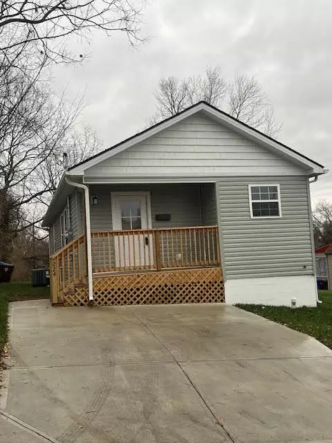 224 3rd St, Winchester, KY 40391