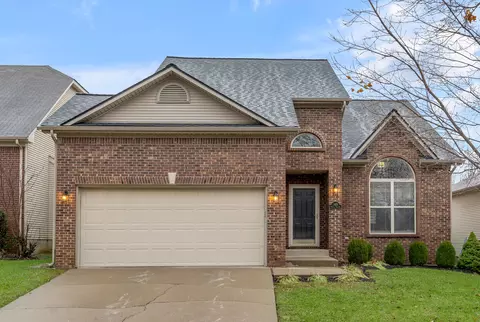 2621 Crystal Falls Rd, Lexington, KY 40509