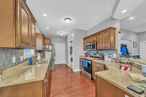 Kitchen - 37 Grayson Dr, Morehead, KY 40351 photo 1 of 4