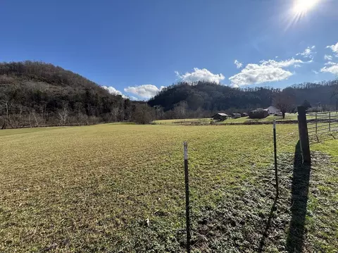 0 Balkan Rd, Pineville, KY 40977