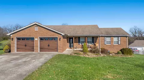 525 Macrander Dr, Berea, KY 40403