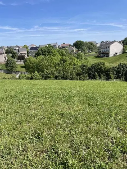 209 Hedgewood Ln, Richmond, KY 40475