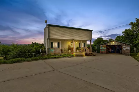 2202 Kiddville Rd, Mount Sterling, KY 40353