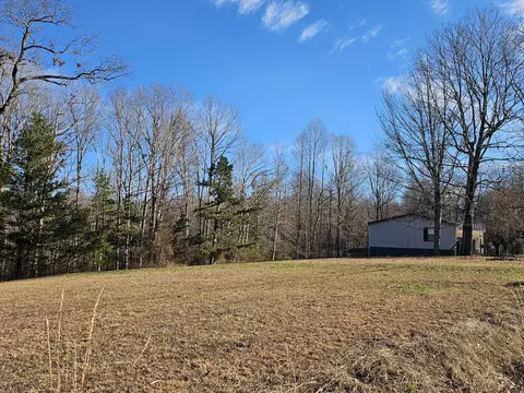 Exterior - 600 Frankfort School Rd, Corbin, KY 40701 photo 7 of 9