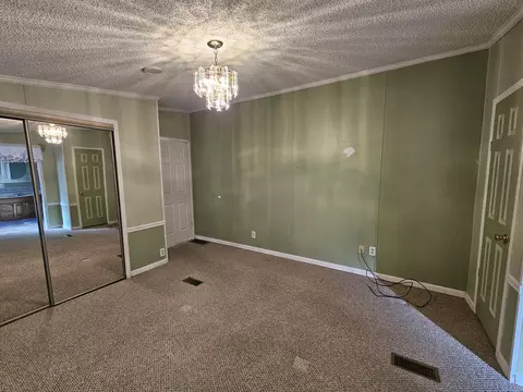 Bedroom - 600 Frankfort School Rd, Corbin, KY 40701 photo 3 of 3