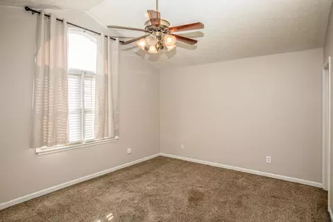Bedroom - 125 Harborside Ct, Georgetown, KY 40324 photo 6 of 16