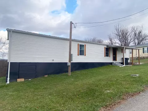 Exterior - 211 W Hinkle St, Corbin, KY 40701 photo 2 of 2