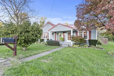 106 Third St, Berry, KY 41003 photo 1