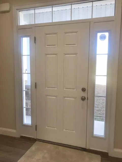 Entry Way - 105 Bluegrass Way, Grayson, KY 41143 photo 2 of 4