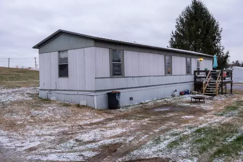 148 Hillview Ave, Bronston, KY 42518