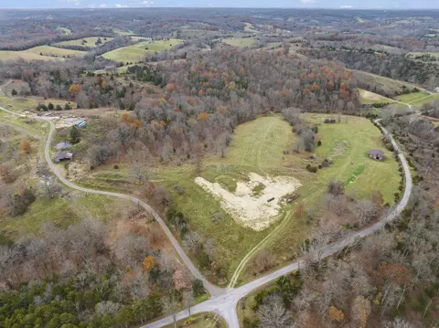 1300 Mouth Of Cedar Rd, Cynthiana, KY 41031