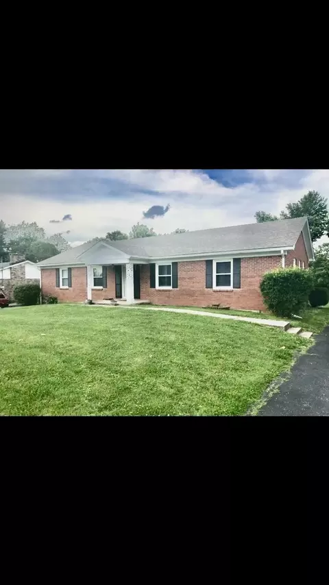 303 Miller Dr, Richmond, KY 40475