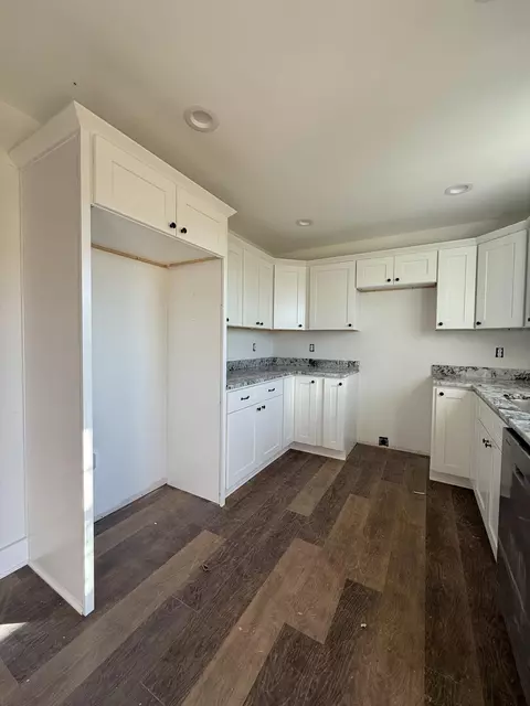 263 Brook Cv, Berea, KY 40403 photo 5