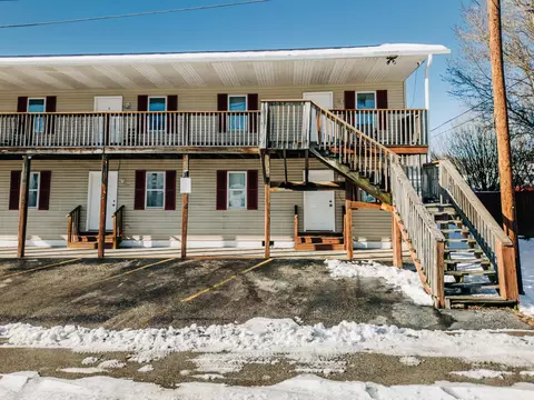 100 Mcclure St, West Van Lear, KY 41268 photo 6