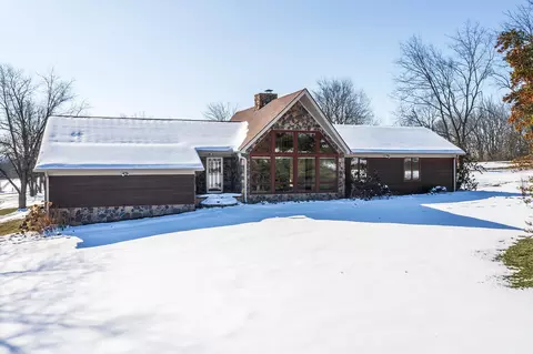 5765 Keene Versailles Rd, Versailles, KY 40383
