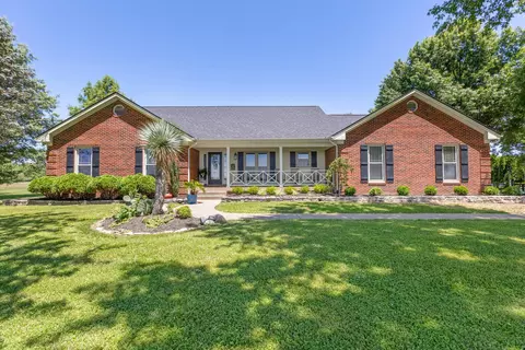 1220 Fisherville Rd, Finchville, KY 40022