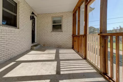 Exterior - 770 Pompeii Rd, Clay City, KY 40312 photo 5 of 14