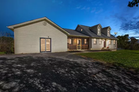 Exterior - 770 Pompeii Rd, Clay City, KY 40312 photo 3 of 14