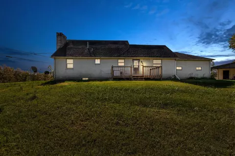 Exterior - 770 Pompeii Rd, Clay City, KY 40312 photo 6 of 14